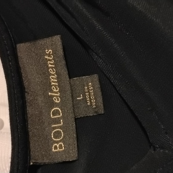 BOLD Elements Woman's Black V-neck Long Sleeve Blouse, Size:  L, NWT - Picture 2 of 10